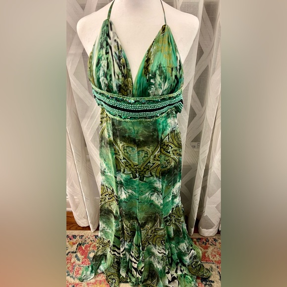 Tiffany Designs Dresses & Skirts - Stunning Tiffany Gown with Beaded Waist